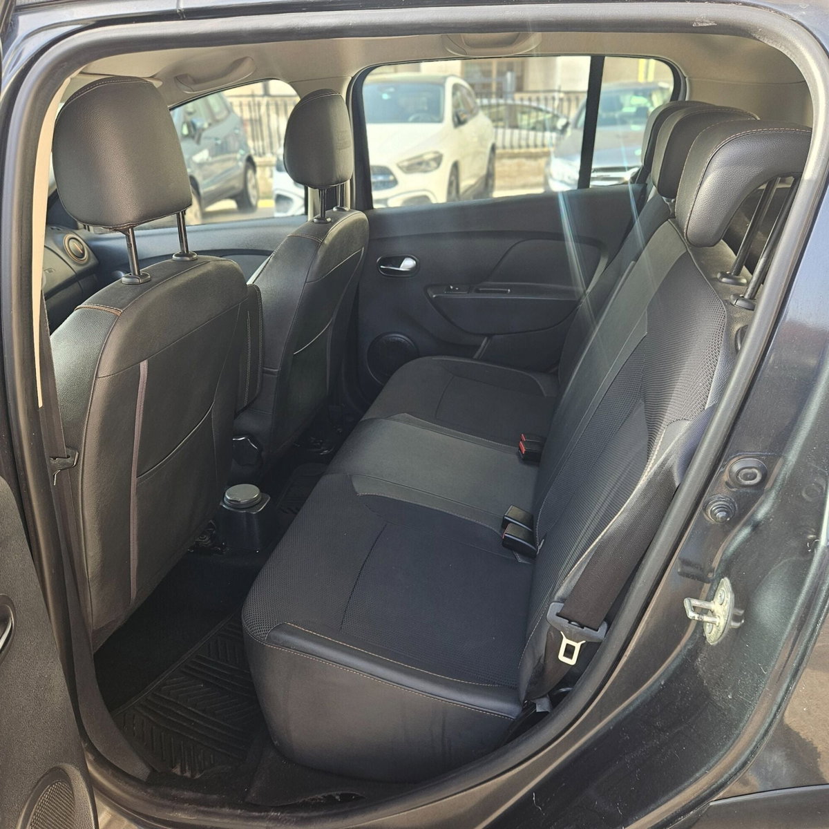 Dacia Sandero 1.5 dCi 8V 90CV S&S Serie Speciale Brave (10)