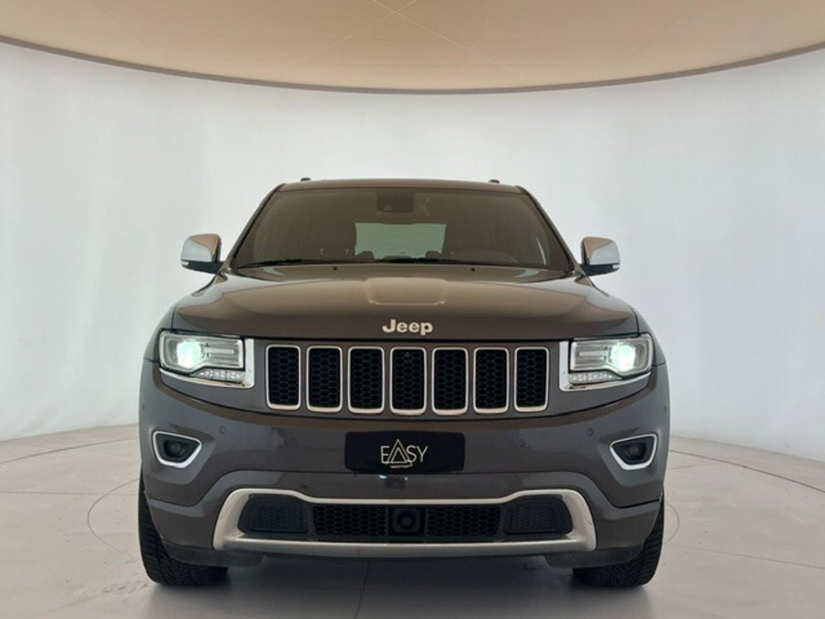 Jeep Grand Cherokee 3.0 V6 CRD 250 CV Multijet II Overland (3)