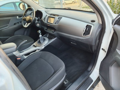 Kia Sportage 1.7 CRDI VGT 2WD Class (12)