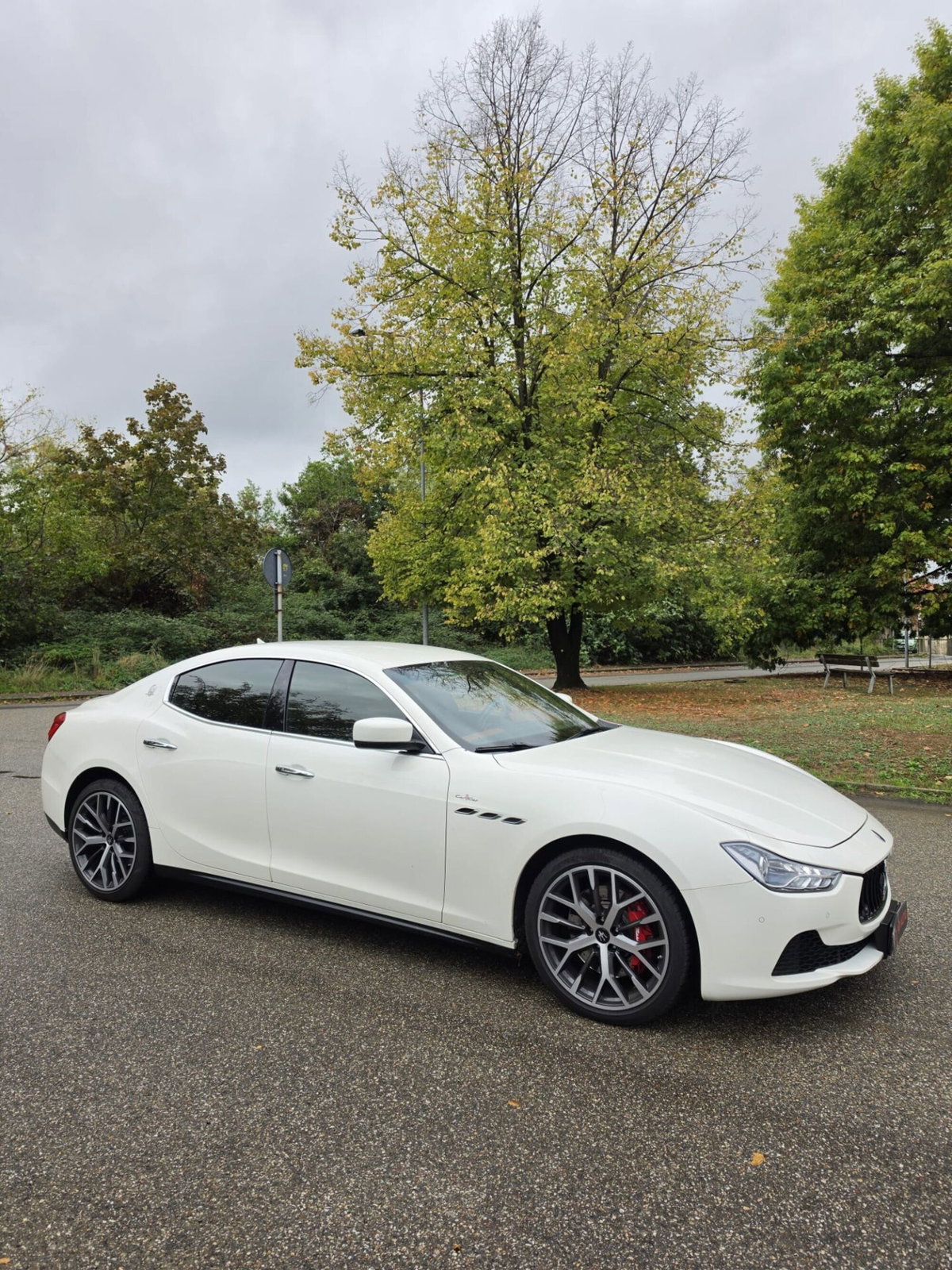 Maserati Ghibli Ghibli V6 Diesel (4)