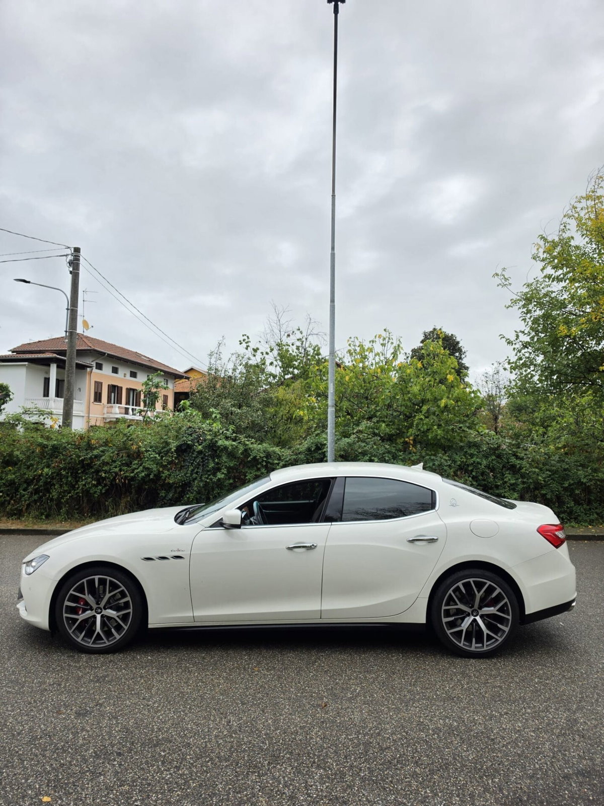 Maserati Ghibli Ghibli V6 Diesel (5)