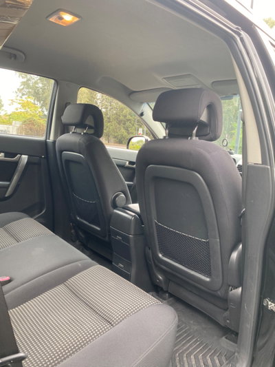 Chevrolet Captiva 2.4 LS (11)