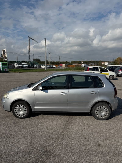 Volkswagen Polo 1.2 12V 5p. Trendline (7)