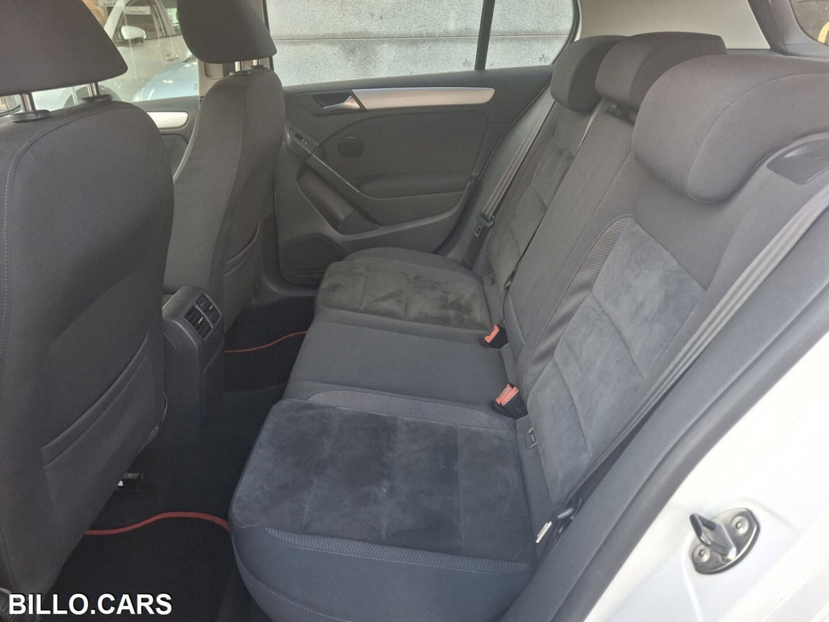 Volkswagen Golf 1.6 TDI DPF 5p. Highline (15)