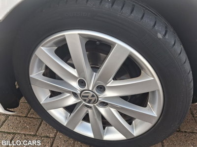 Volkswagen Golf 1.6 TDI DPF 5p. Highline (16)