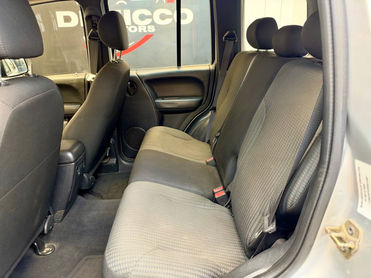 Jeep Cherokee 2.5 CRD Sport (11)