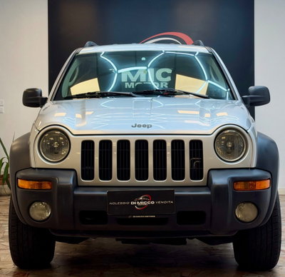 Jeep Cherokee 2.5 CRD Sport (2)