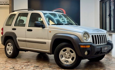 Jeep Cherokee 2.5 CRD Sport (3)