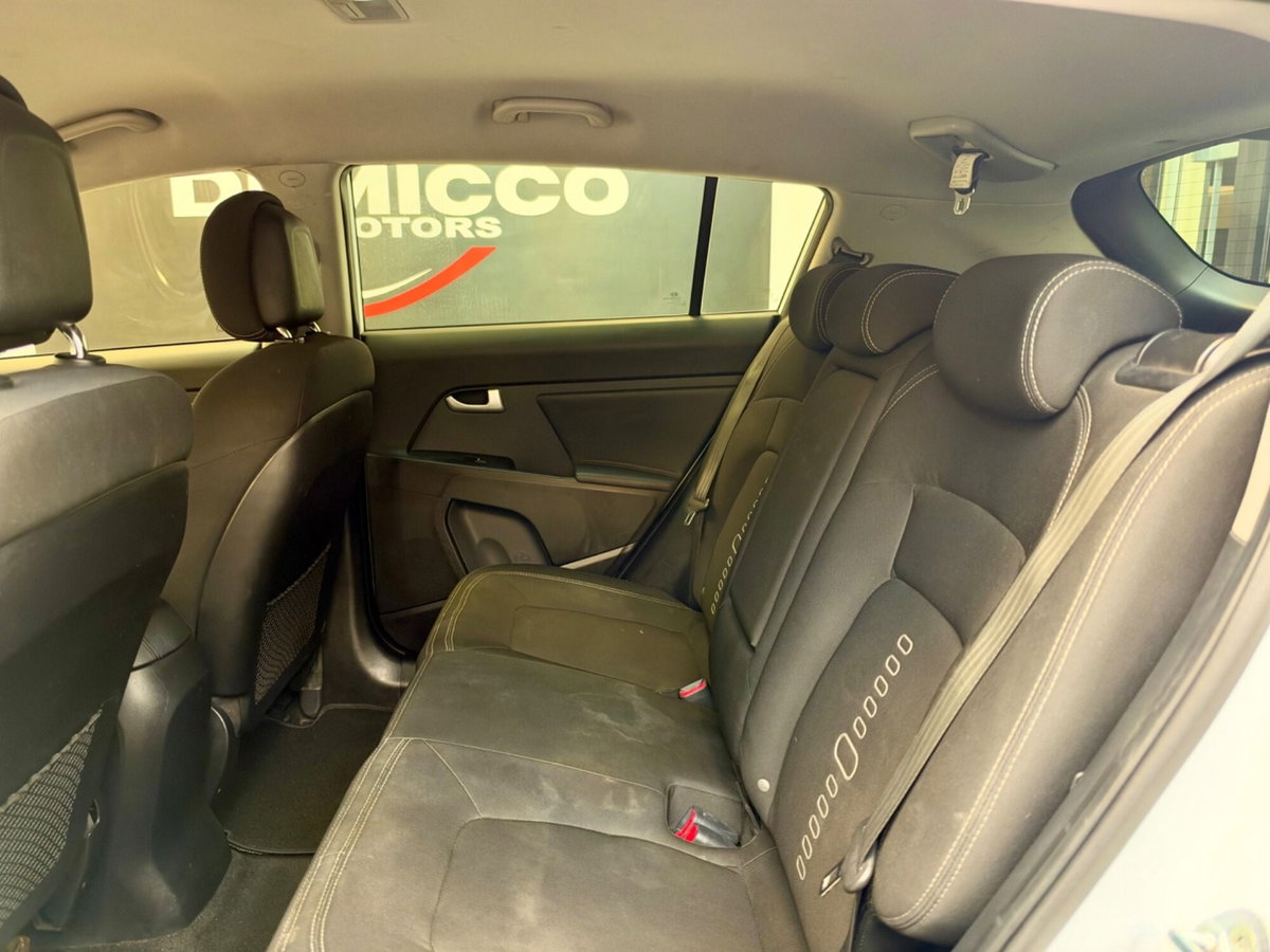 Kia Sportage 1.7 CRDI VGT 2WD Active (11)