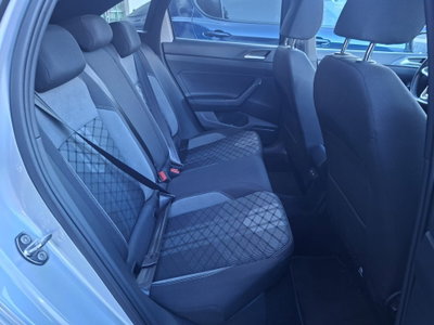 Volkswagen Taigo 1.5 tsi R-Line 150cv dsg (18)