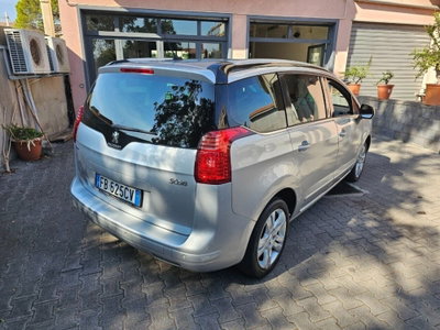 Peugeot 5008 BlueHDi 120 S&S Allure (3)