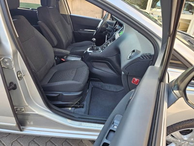 Peugeot 5008 BlueHDi 120 S&S Allure (7)