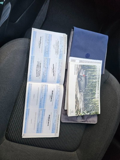 Peugeot 5008 BlueHDi 120 S&S Allure (9)