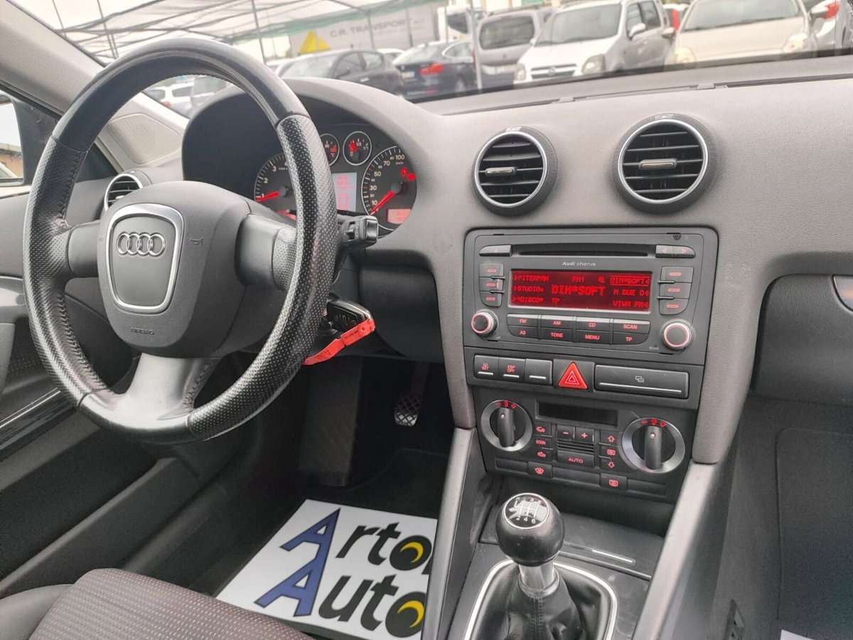 Audi A3 1.6 16V FSI Ambition (14)