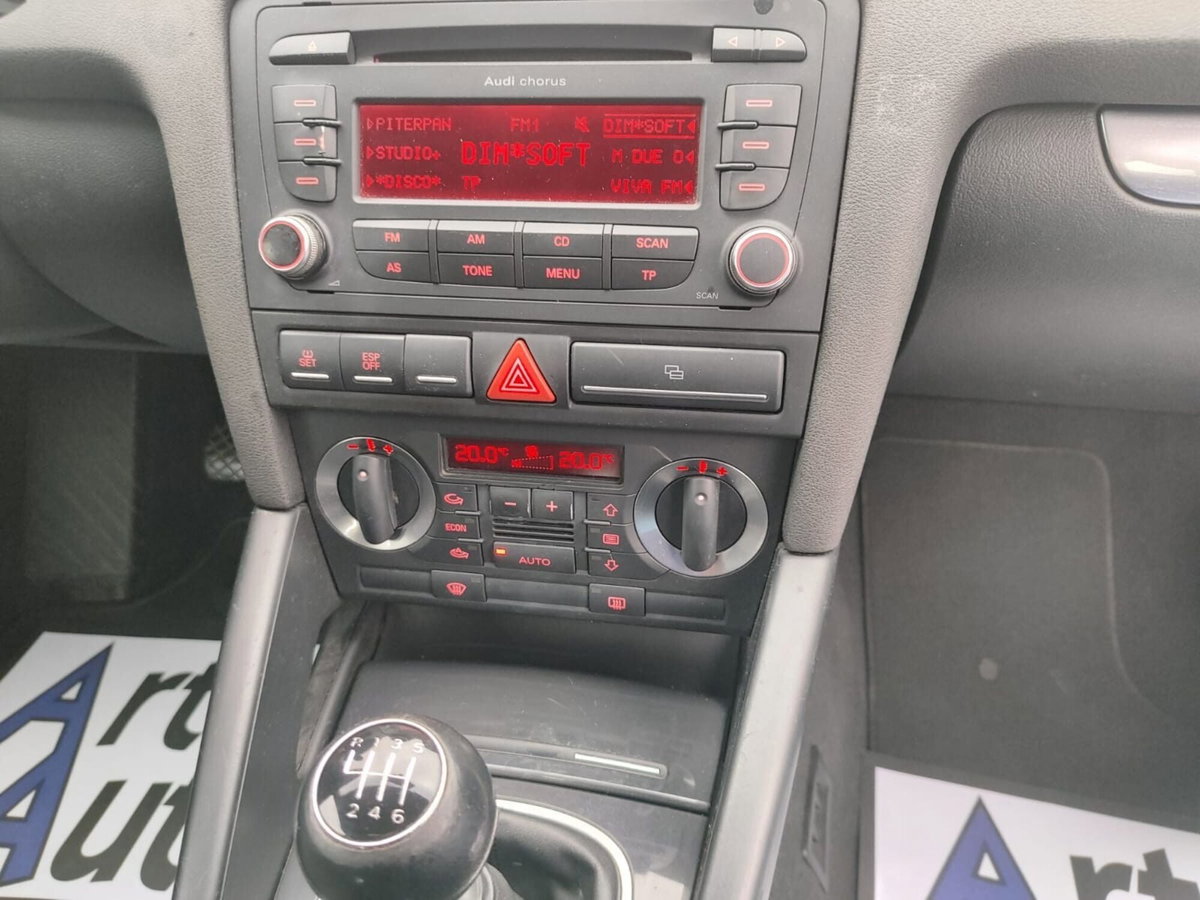 Audi A3 1.6 16V FSI Ambition (15)