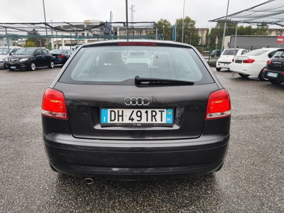 Audi A3 1.6 16V FSI Ambition (5)