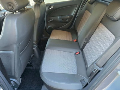 Opel Corsa 1.2 3 porte Easytronic Van (11)