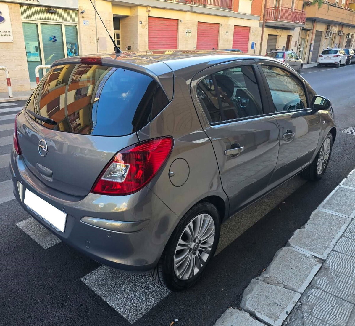 Opel Corsa 1.2 3 porte Easytronic Van (5)
