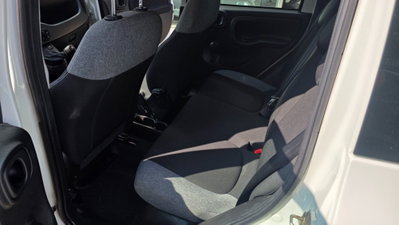 Fiat Panda 1.0 FireFly S&S Hybrid City Cross (14)