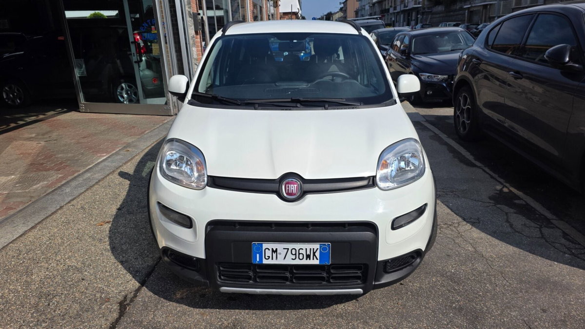 Fiat Panda 1.0 FireFly S&S Hybrid City Cross (2)