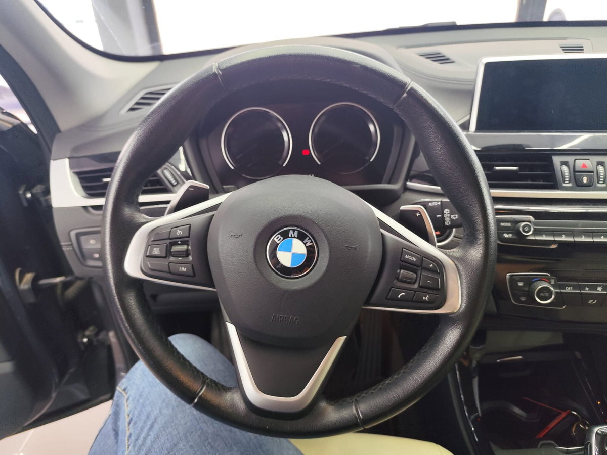 BMW X1 sDrive18d xLine Plus (13)