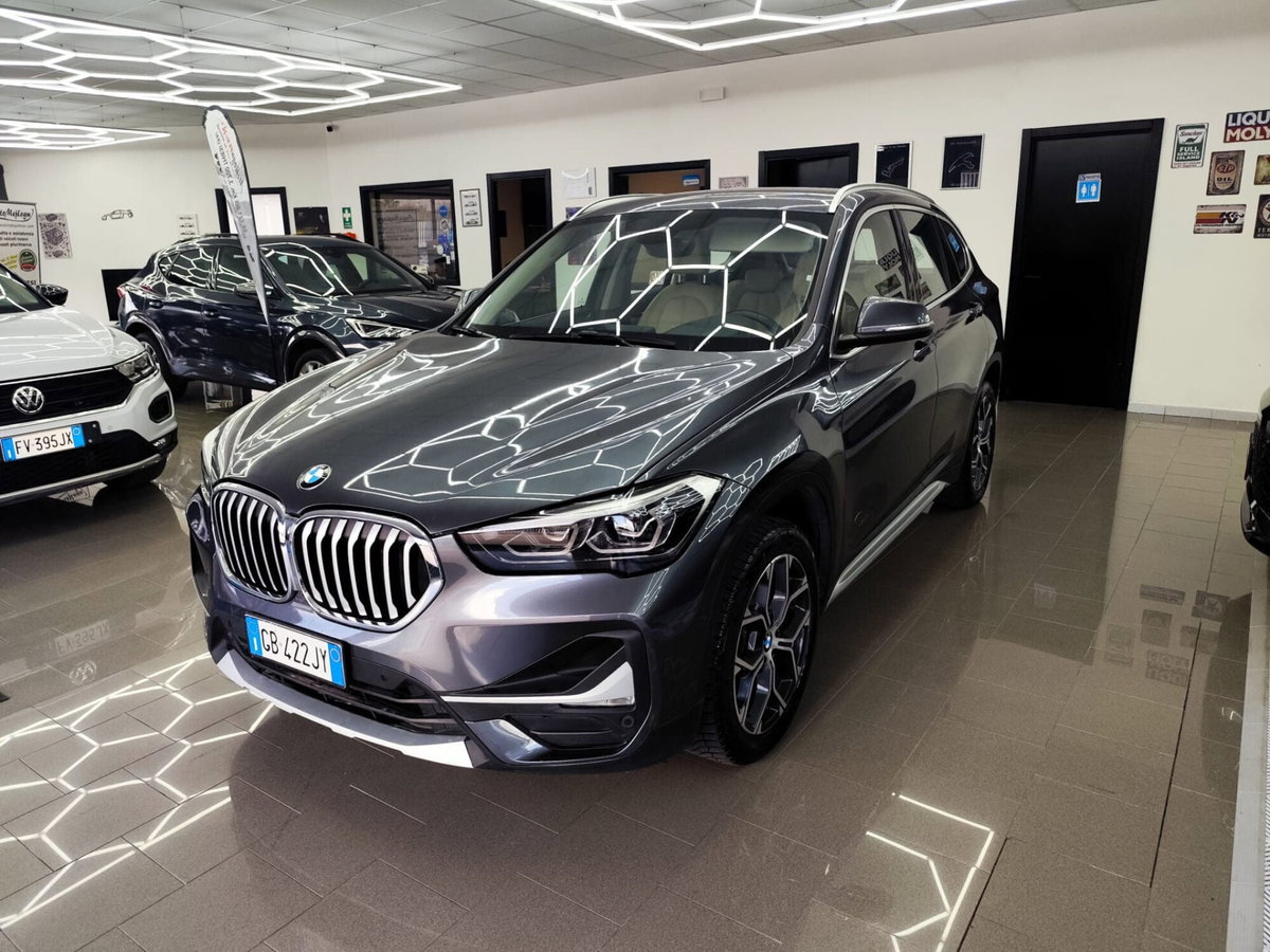 BMW X1 sDrive18d xLine Plus (14)