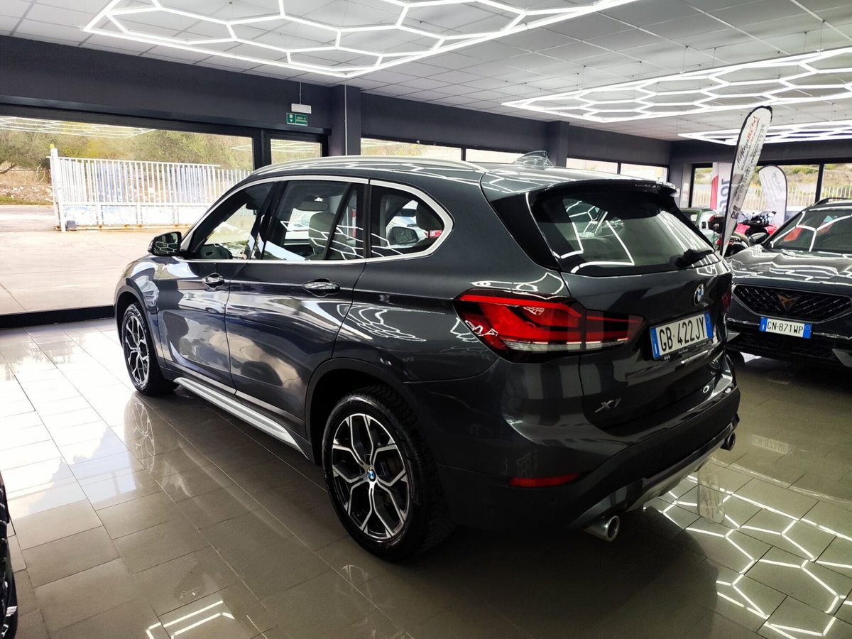 BMW X1 sDrive18d xLine Plus (3)