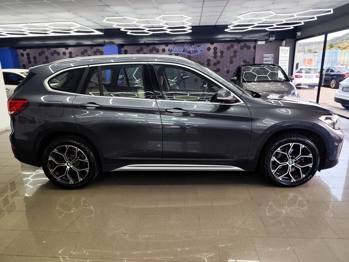 BMW X1 sDrive18d xLine Plus (5)