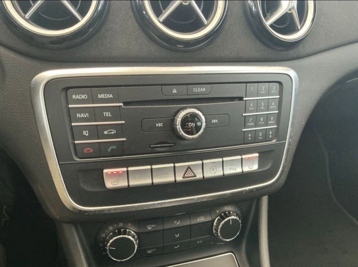 Mercedes-Benz Classe A 180 d Automatic Premium (12)