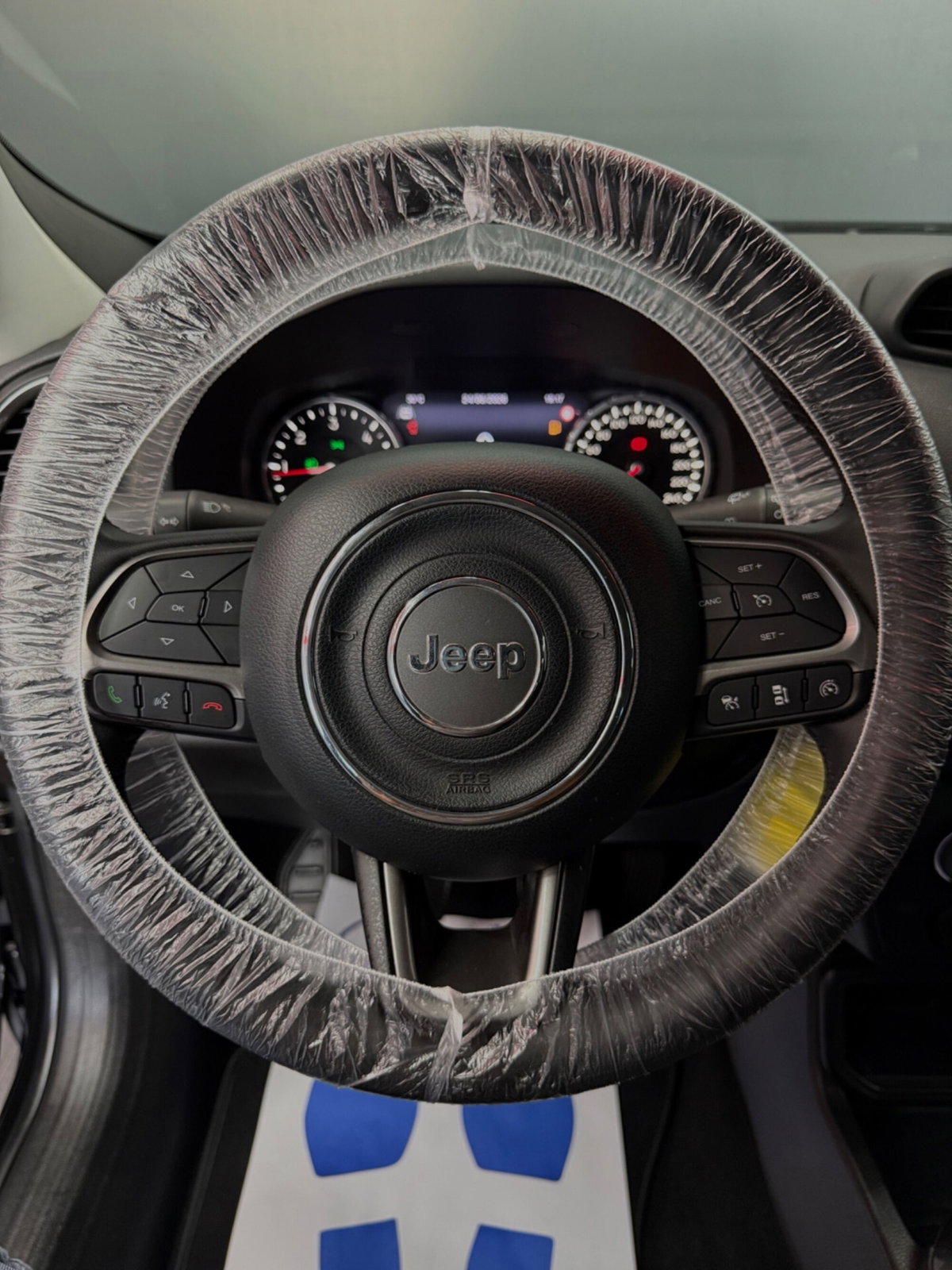 Jeep Renegade 1.6 Mjt 130 CV Limited (11)