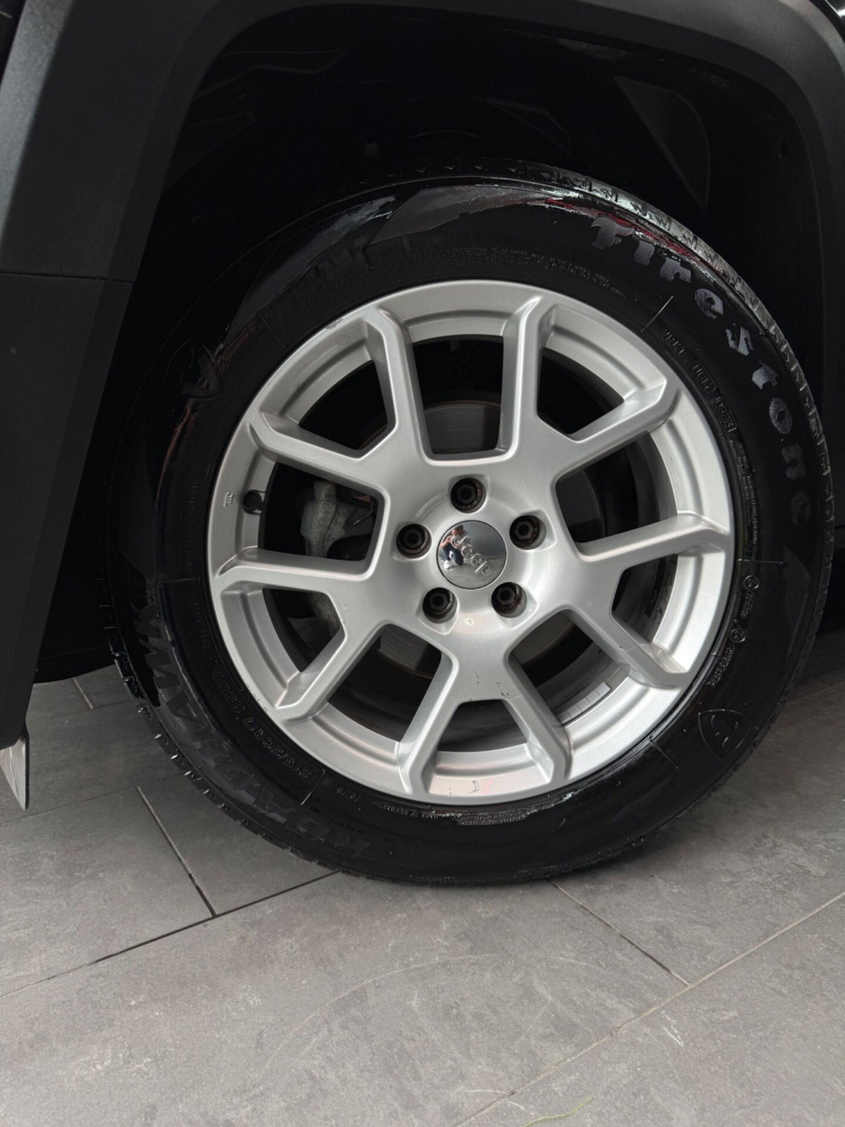 Jeep Renegade 1.6 Mjt 130 CV Limited (19)