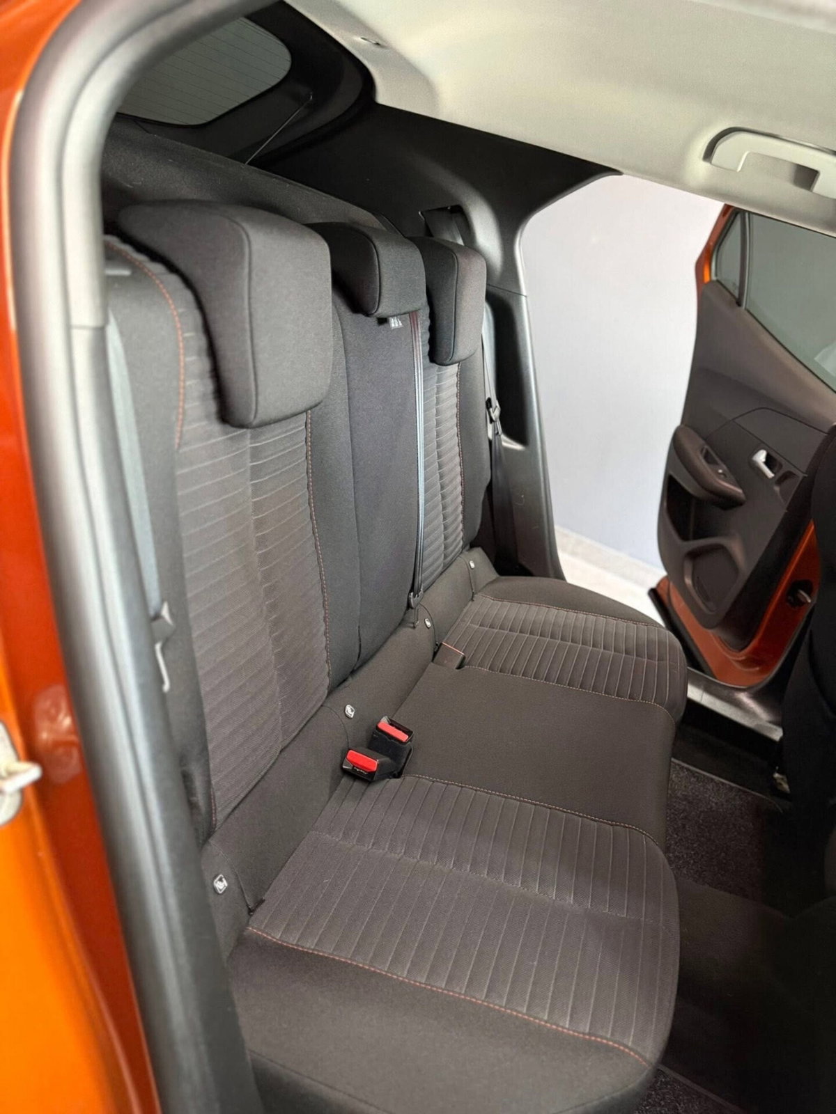 Peugeot 2008 BlueHDi 110 S&S Active Pack (17)