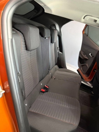 Peugeot 2008 BlueHDi 110 S&S Active Pack (17)