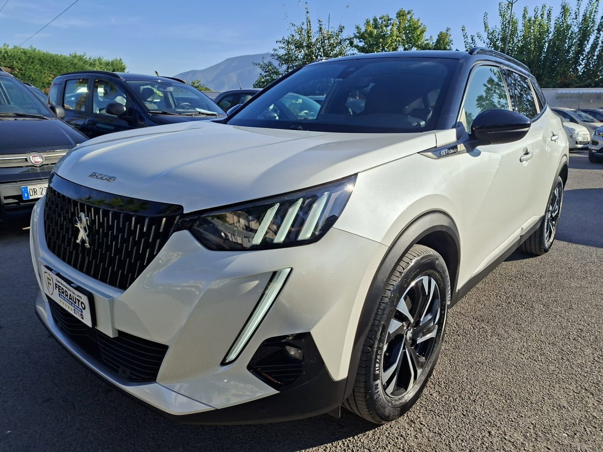 Peugeot 2008 BlueHDi 100 S&S GT Line (5)