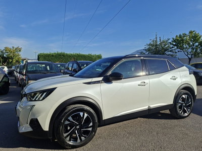 Peugeot 2008 BlueHDi 100 S&S GT Line (6)