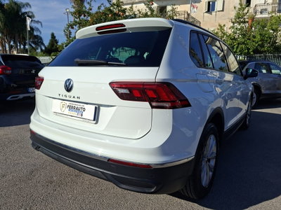 Volkswagen Tiguan 2.0 TDI SCR Life (11)