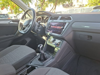 Volkswagen Tiguan 2.0 TDI SCR Life (14)