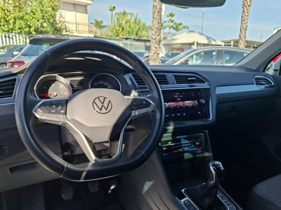 Volkswagen Tiguan 2.0 TDI SCR Life (15)