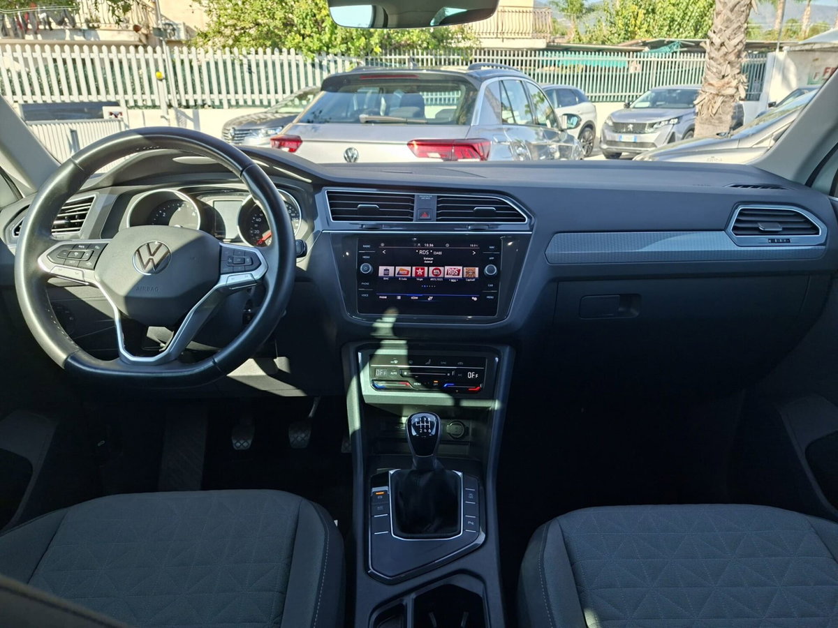 Volkswagen Tiguan 2.0 TDI SCR Life (17)