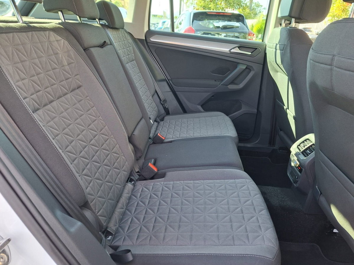 Volkswagen Tiguan 2.0 TDI SCR Life (19)