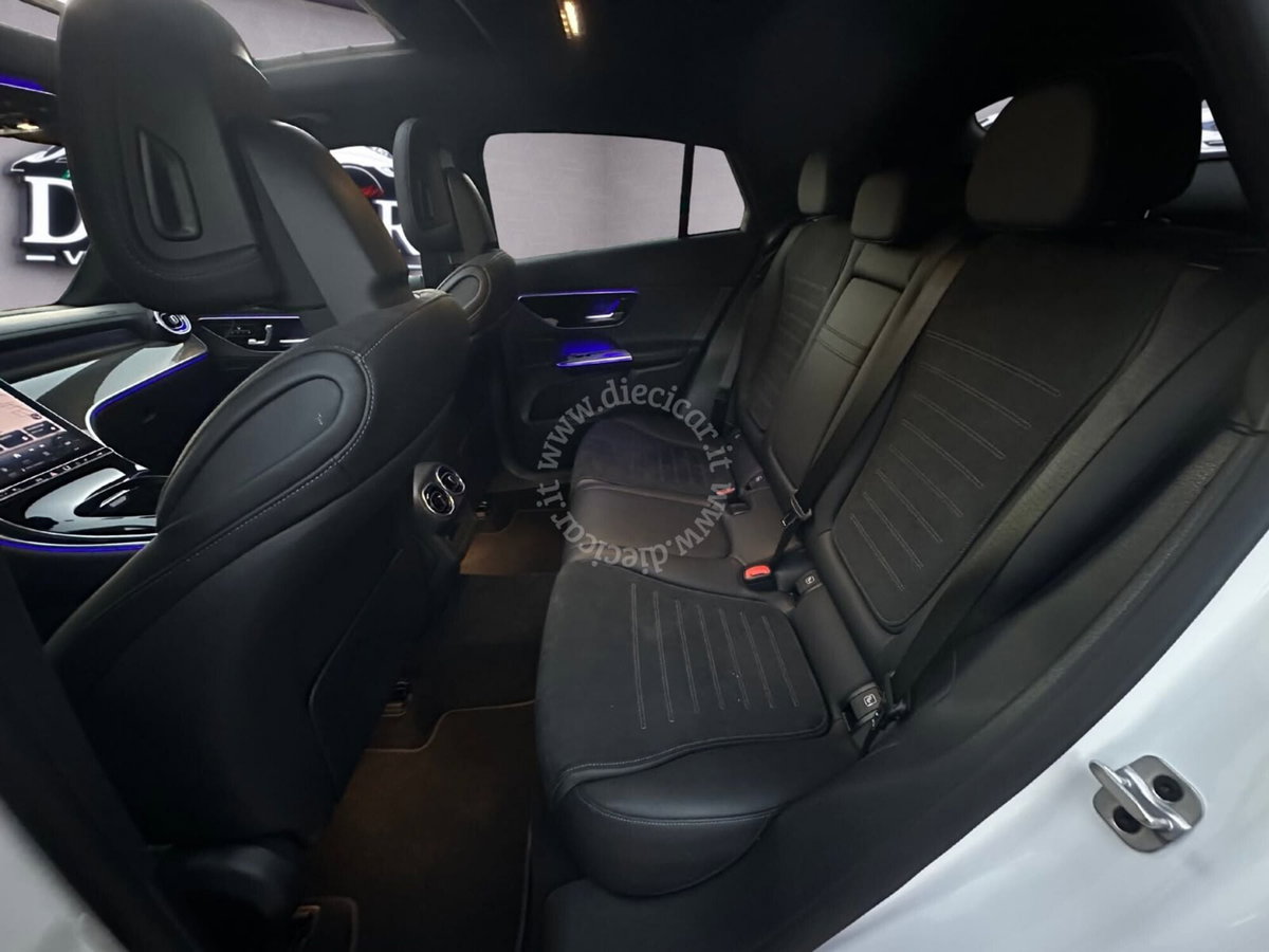 Mercedes-Benz GLC 220 d 4Matic Mild Hybrid AMG Premium Plus (16)