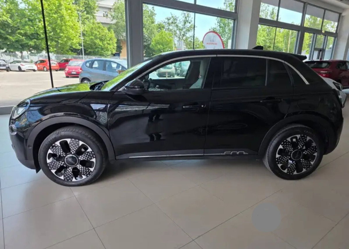 Fiat 600 1.2 hybrid La Prima 110cv auto (2)