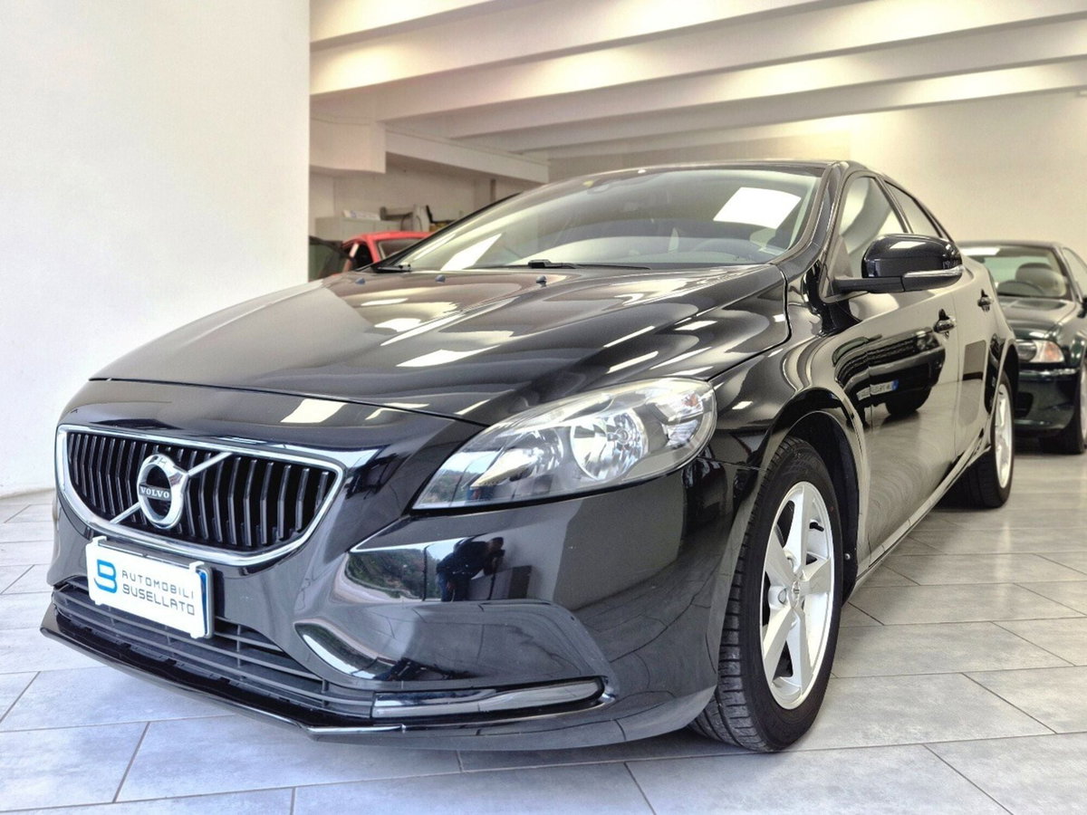 Volvo V40 D2 Business (3)