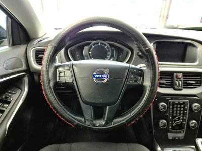Volvo V40 D2 Business (4)