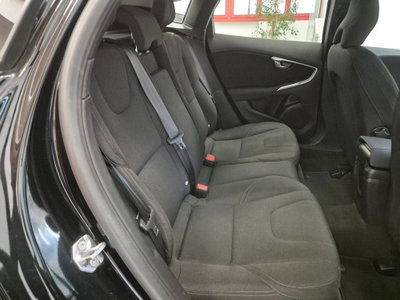 Volvo V40 D2 Business (8)
