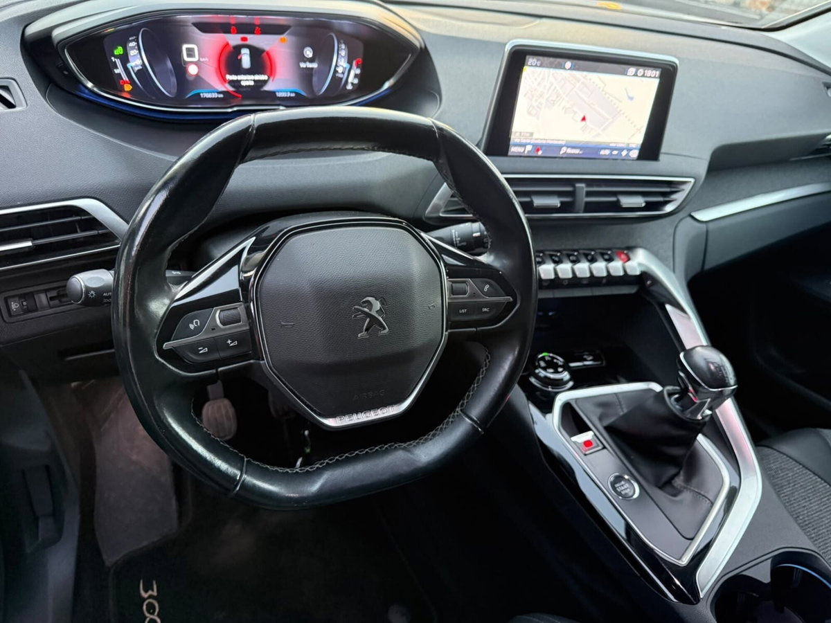 Peugeot 3008 BlueHDi 130 S&S Crossway (6)