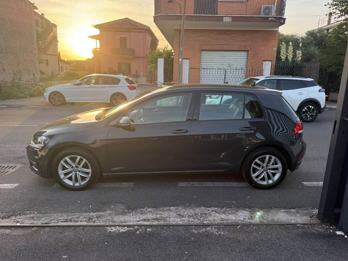 Volkswagen Golf 1.6 TDI 115 CV 5p. Trendline BlueMotion Technology (12)