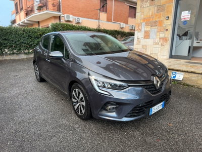 Renault Clio Full Hybrid E-Tech 140 CV 5 porte E-Tech usata