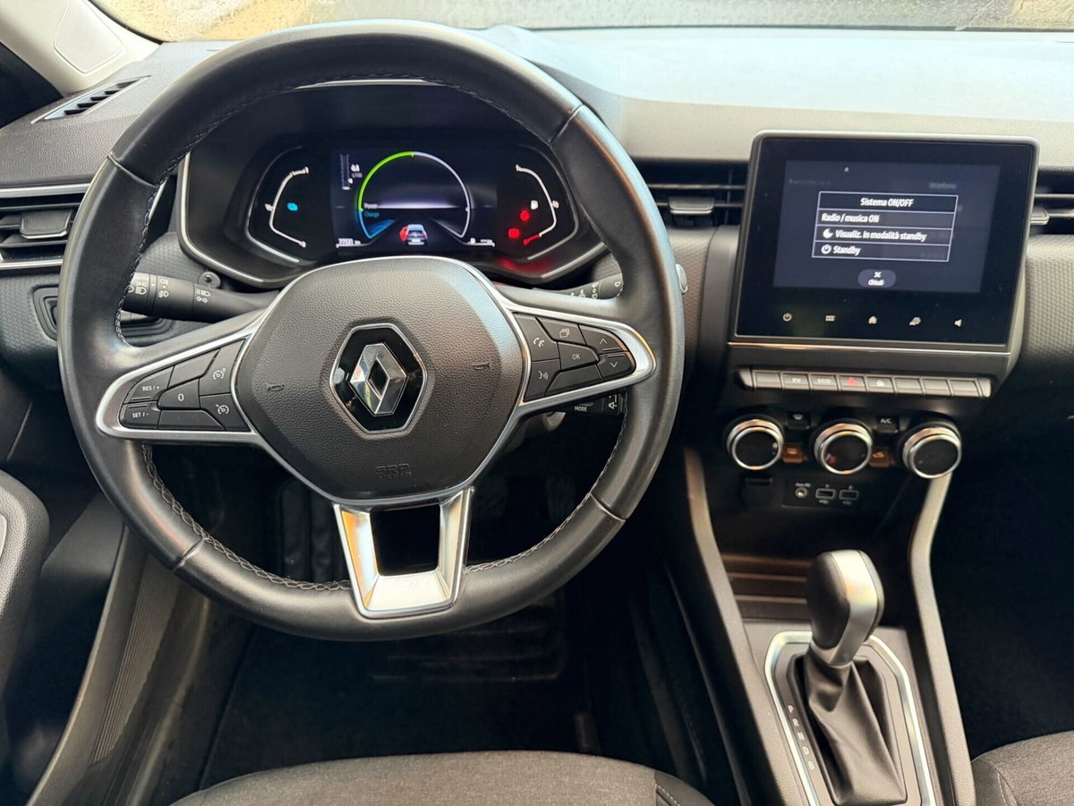 Renault Clio Full Hybrid E-Tech 140 CV 5 porte E-Tech (9)