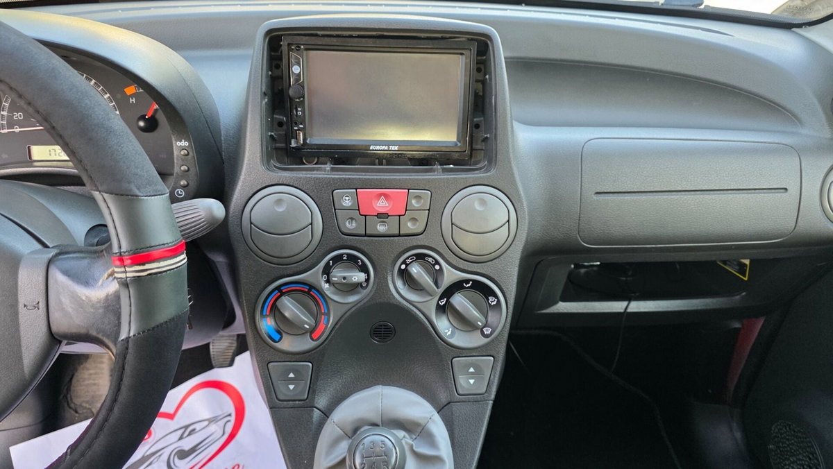 Fiat Panda 1.2 Emotion (14)